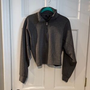 Express Charcoal Pullover